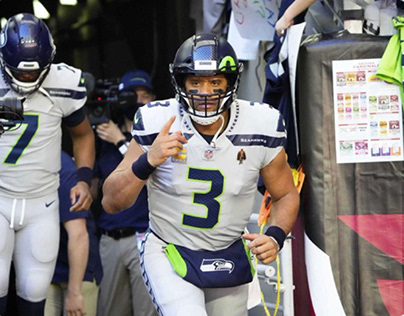 Broncos gets Russell Wilson