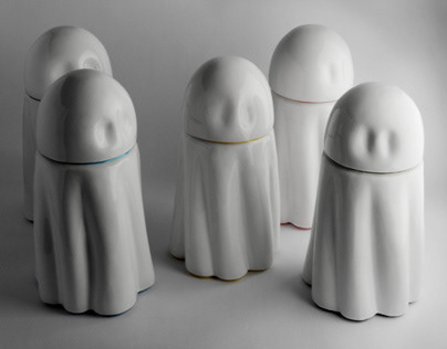 Ceramic Ghost Urn (2013)