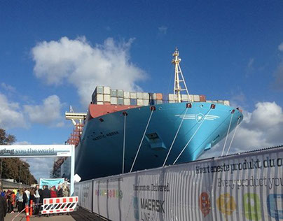 Maersk Line (2012): Bannering at Langelinie