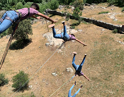Puenting (bungee jumping)