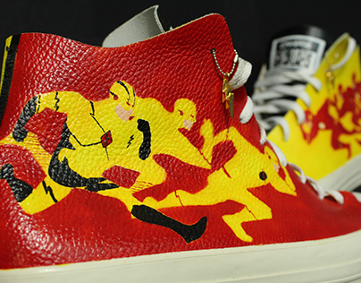 Converse based on "The Flash"