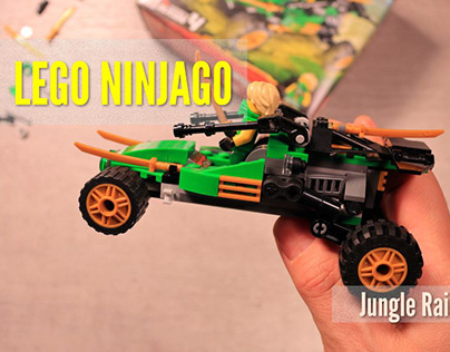 We are building LEGO NINJAGO - Jungle Raider 71700