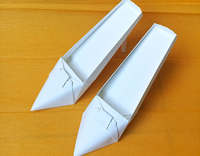Stitletto Heels (modular origami)