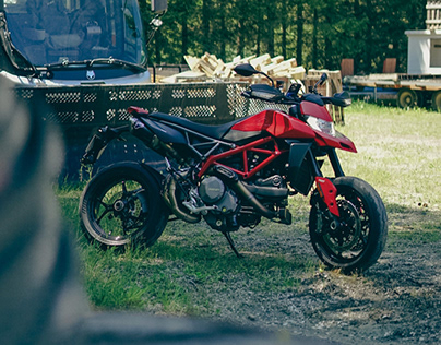 Shooting • Ducati HM 950 2019