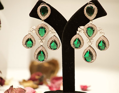 Green doublet earrings 2