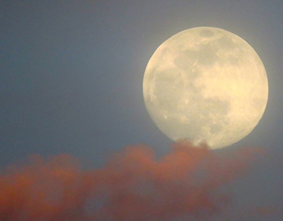 Full Moon with red Cloud