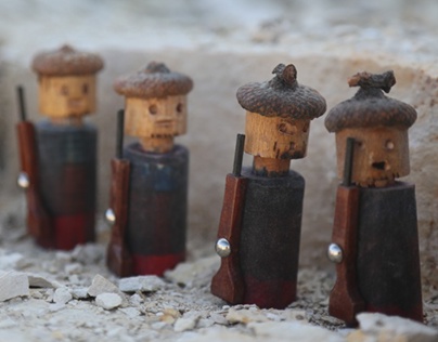 Weird little men: wooden army