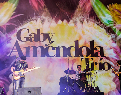 Live visuals for Gaby Améndola show on the YOG