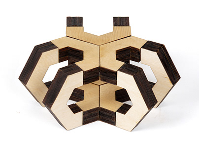 Honeycomb inspired jigsaw puzzle