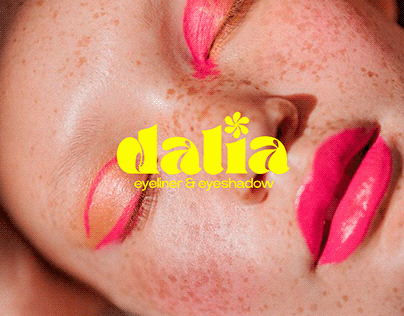 Dalia branding make up