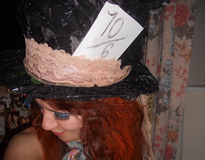 Alice In Wonderland Hatter Top Hat (2012)