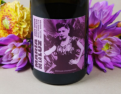María de la Luz wine label