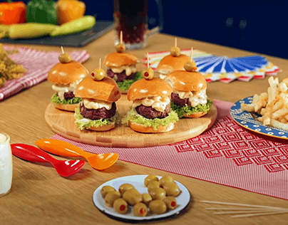 Mini Mac & Cheese Burgers