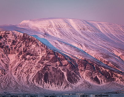 Mt. Esja durging the winter Sun ❤ 8.2.24
