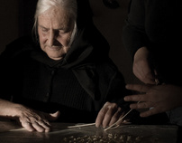 A journey in Sardinia, old ladies make pasta.