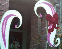DUSSIN HOUSE: Dr. Suess Holiday Decor