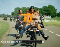 Nationale Nederlanden: 'Reisleidster'