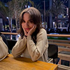 Nadine Mustafa profili