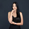 Laura Estrada's profile