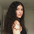 Júlia Imbroisi's profile